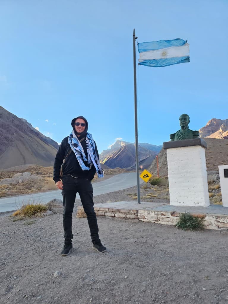 Mauricio en salida por la ciudad